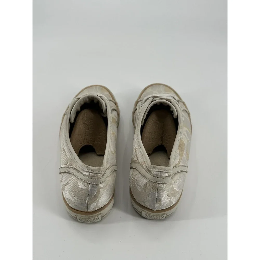 Coach Women's Beige/White Signature Print Lace Up Casual Shoes - Size 6.5B‎